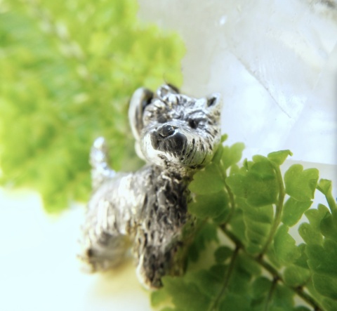 Srebrna zawieszka pies – Cairn Terrier | ręcznie robiona biżuteria ze zwierzęciem | prezent dla miłośnika psów