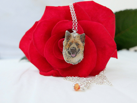 Wisiorek portret przyjaciela